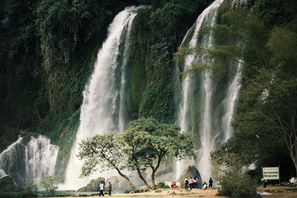 China-Vietnam transnational waterfall to be a benchmark of BRI tourism cooperation