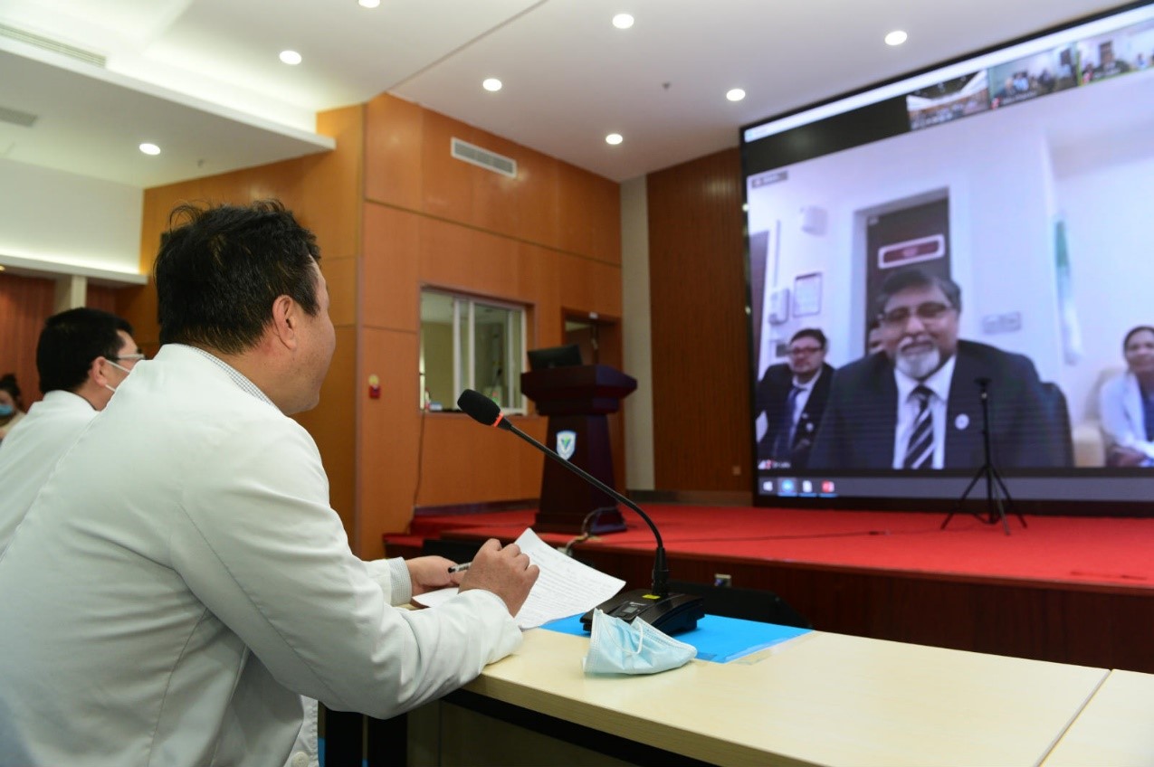 Chinese, Irish medical experts exchange experience on COVID-19 via video conference, build synergy in pandemic response