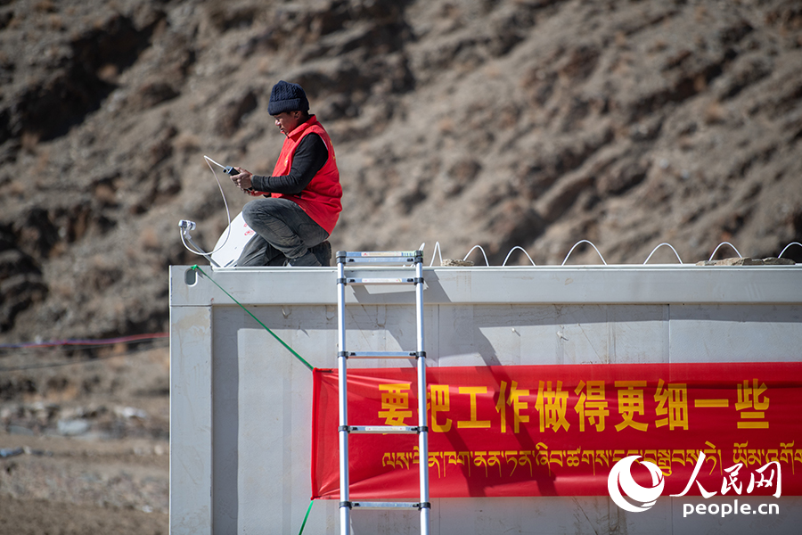 Heartwarming moments at resettlement site after 6.8-magnitude earthquake in Gurong village of Xigaze, SW China's Xizang