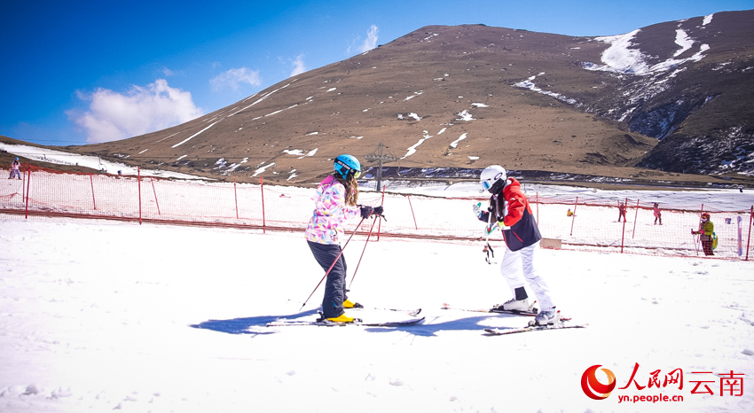 Ice and snow economy sees surge in Qujing, SW China's Yunnan