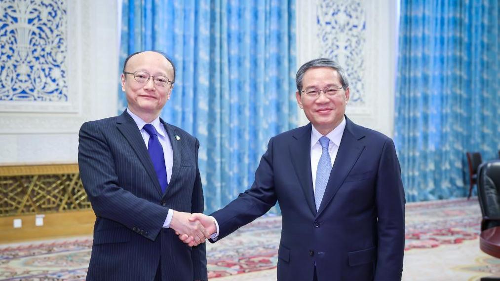 China willing to expand all-round cooperation with ADB: Chinese premier 	 	Chinese Premier Li Qiang met with Asian Development Bank (ADB) President Masato Kanda on Monday in Beijing, expressing willingness to further expand all-round cooperation between China and the ADB.Li said in recent years, affected by geopolitical turbulence and rising protectionism, the world economy has recovered slowly with increased instability and uncertainty.