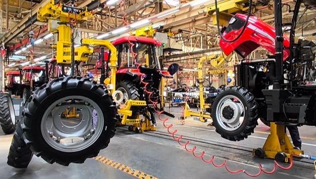 Chinese tractor maker produces 1 vehicle every 3 minutes        