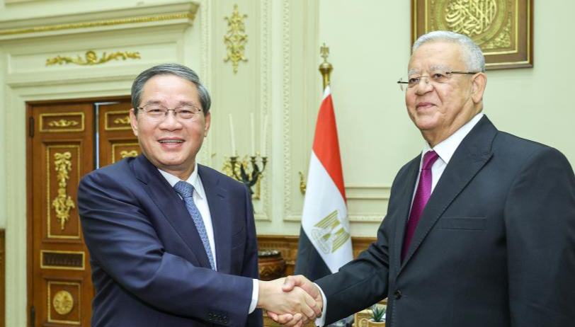 China, Egypt should consistently facilitate two-way trade, investment, Chinese premier says 	 	China and Egypt should consistently facilitate two-way trade and investment, strengthen industrial alignment and market connectivity, and push for a higher level of win-win cooperation, Chinese Premier Li Qiang said here on Wednesday.