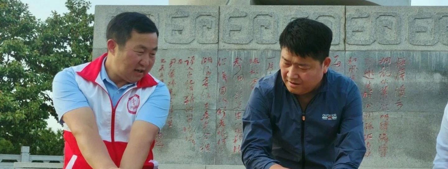 Chinese couple runs 'first-aid stall' for eight years to teach life-saving skills