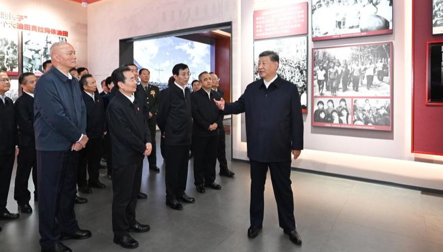 Xi visits exhibition marking 70th founding anniversary of Xinjiang Uygur Autonomous Region 	 	Chinese President Xi Jinping visited on Wednesday morning a themed exhibition in celebration of the 70th founding anniversary of the Xinjiang Uygur Autonomous Region at a cultural center in Urumqi, the regional capital.