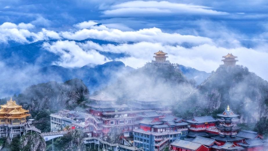 Stunning views of Laojun Mountain after rainfall in central China's Henan