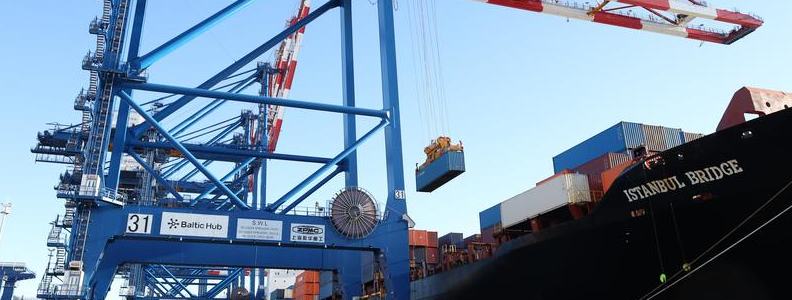 First container ship on China-Europe Arctic route arrives in Gdansk, Poland