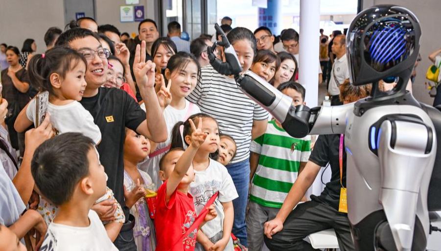 Chinese-made robotics show strength on world stage 	 	Chinese-made robots are expanding globally at an unprecedented pace. Industrial robot output continues to grow, service robot shipments are accelerating, humanoid robots are being deployed in multiple countries, and core component manufacturers are integrating into global supply chains.