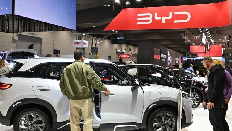 At Melbourne Motor Show, Chinese new energy vehicles win attention beyond fuel savings 	 	Retired Australian Sandra drove three hours on Friday to the Melbourne Convention and Exhibition Centre for the 2026 Melbourne Motor Show. At the Zeekr stand, she walked around a New Zeekr X again and again, studying the compact new energy vehicle she had already spent a long time researching online before coming to the show.