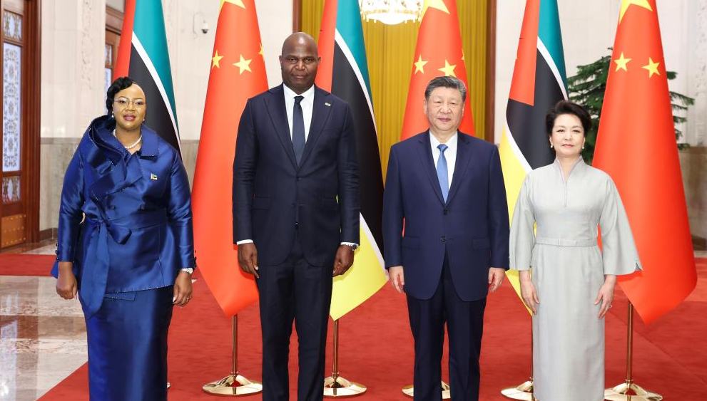 China, Mozambique upgrade ties as Xi, Chapo hold talks 	 	Chinese President Xi Jinping and Mozambican President Daniel Francisco Chapo held talks in Beijing on Tuesday, and the two heads of state agreed to upgrade bilateral ties to a China-Mozambique community with a shared future in the new era.