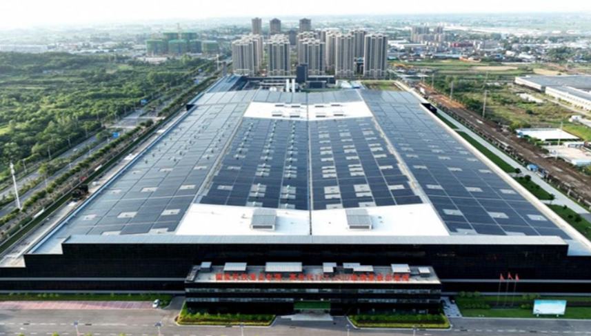 Advanced glass industry gains momentum in Bengbu, E China's Anhui 	 	Bengbu in east China's Anhui Province has developed glass so thin and flexible that it can be rolled up like a sheet of newspaper. The flexible, foldable glass — just one-third the thickness of a standard A4 sheet of paper — is already in mass production. It can withstand more than 1 million folds without cracking and has been applied in foldable smartphones, flexible medical diagnostic devices, and other products.