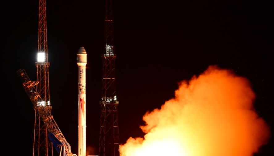China's Zhuque-2E rocket launches 10 satellites into space 	 	China successfully launched a Zhuque-2E Y4 carrier rocket from the Dongfeng commercial space innovation pilot zone in northwest China on Wednesday.The rocket lifted off at 7:40 p.m. (Beijing Time) and deployed 10 satellites into their preset orbits. The flight test mission was declared a complete success.