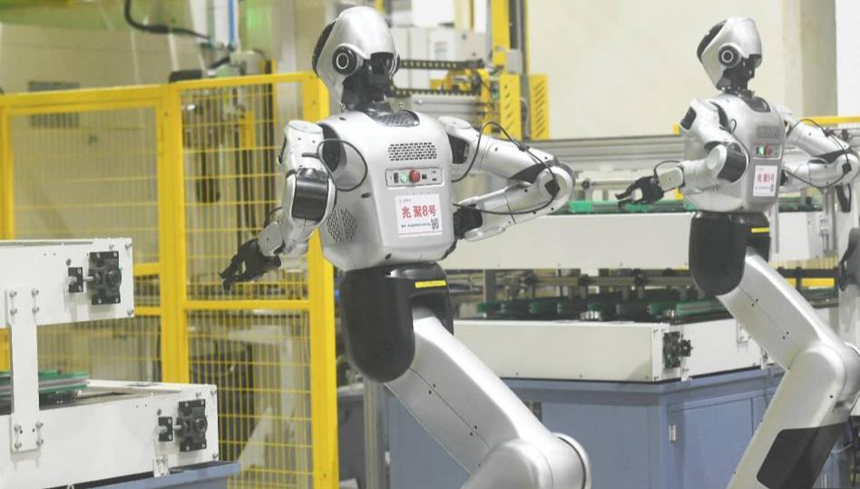 China issues first policy document dedicated to technology-driven commerce 	 	A new round of scientific and technological revolution and industrial transformation is gathering pace. Emerging technologies such as artificial intelligence (AI), big data, embodied intelligence and digital twins are evolving rapidly, reshaping how commerce is organized and operated while improving the consumer experience.